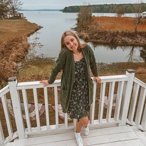 Meet your Posher, Brynn